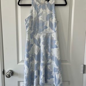 Banana Republic Muted Blue White Floral Dress Size 00